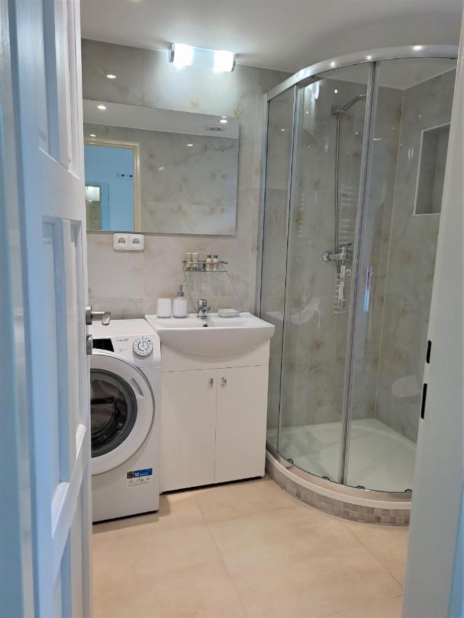 Apartmanovy Dum Se Zahradou V Klidne Casti Prahy Prague Exterior photo