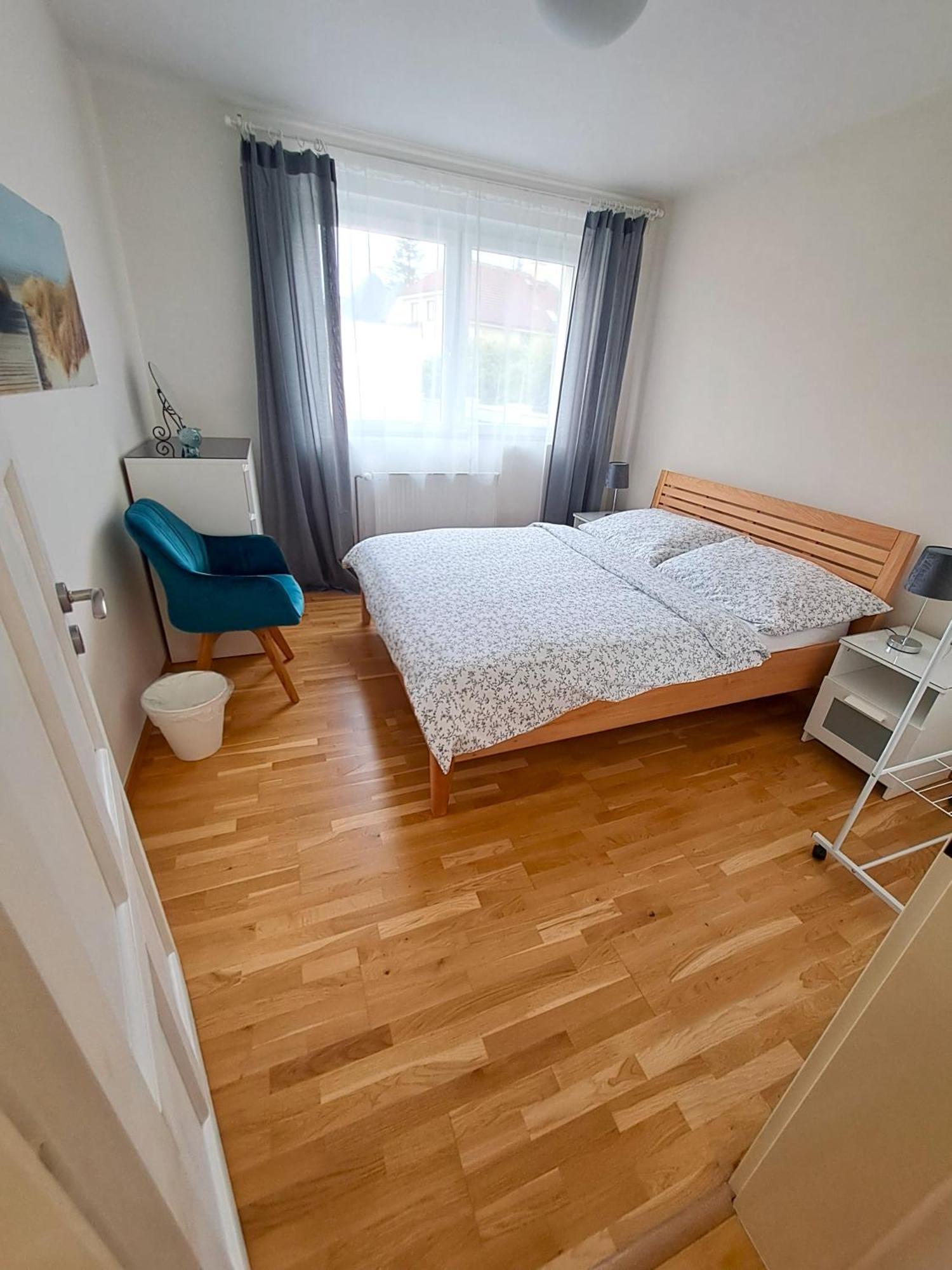 Apartmanovy Dum Se Zahradou V Klidne Casti Prahy Prague Exterior photo
